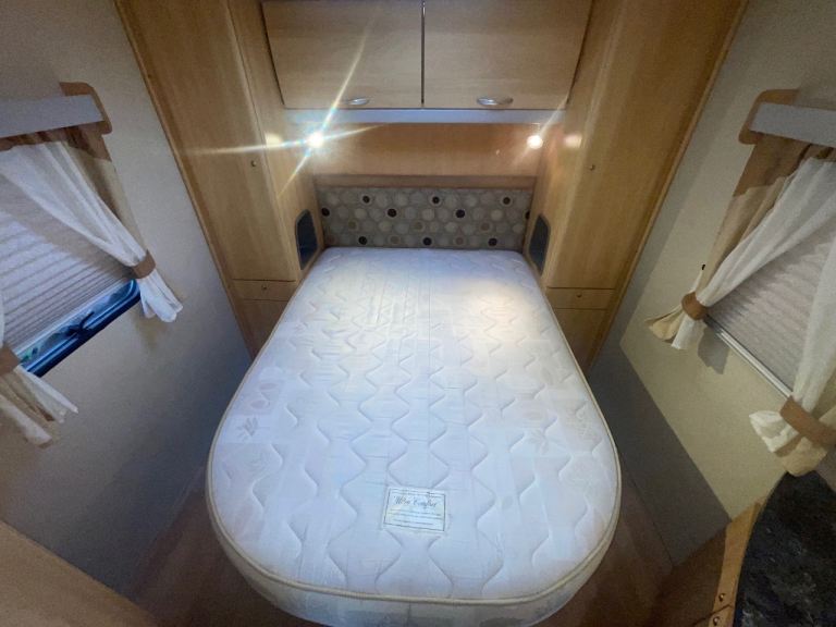 Sterling Eccles Opal Island Bed Caravan – Clean & Ready to Use