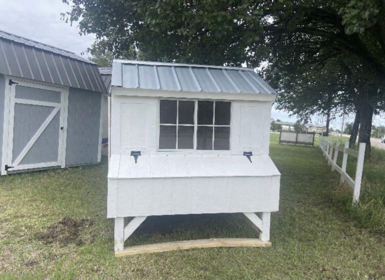 White 5x6 Wooden Chicken Coop with Nesting Boxes