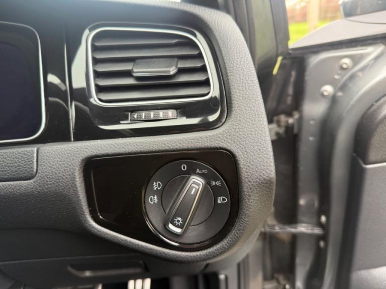  Volkswagen Golf 2.0 TSI 245 GTI Performance 5dr DSG Petrol