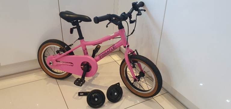 image for Pinnacle Koa 14" bike in excellent condition 