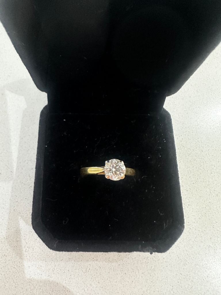 Diamond Ring Solitaire 0.9ct
