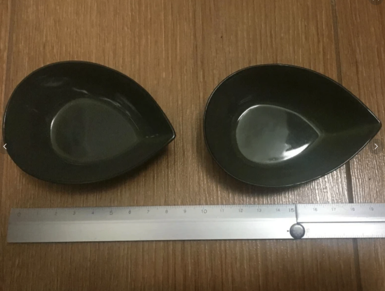 Set Of 2 Japanese Porcelain small dishes ornament