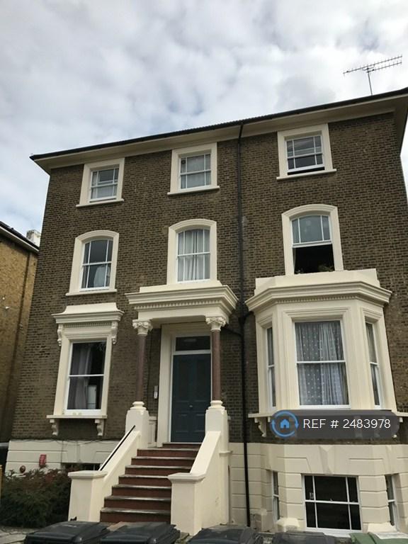 2 bedroom flat in Wickham Road, London, SE4 (2 bed) (#2483978)