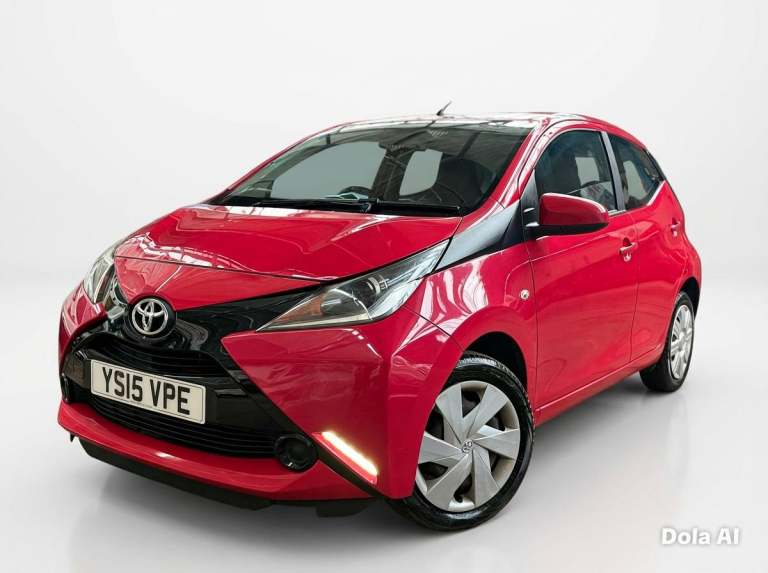 TOYOTA AYGO 1.0 VVT-i x-play 2015