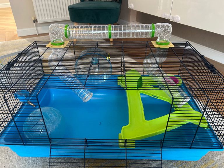 Large Hamster Cage with Accessories – £20