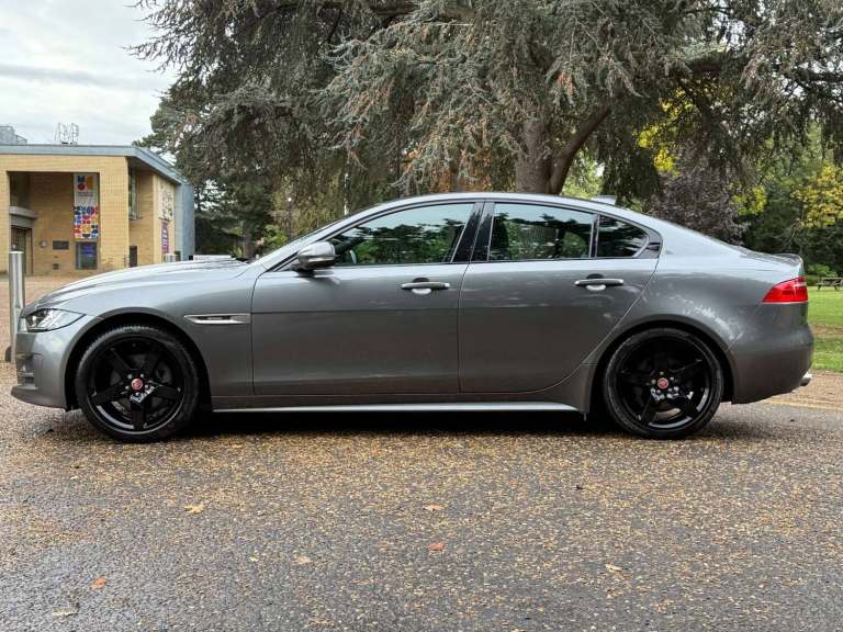 2017 Jaguar XE 2.0 XE R-Sport D 4dr Saloon Diesel Manual