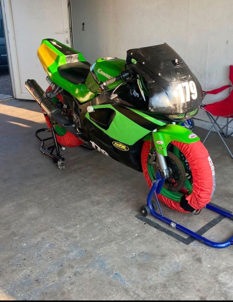 1998 Kawasaki zx6r race/ track bike pre injection emra 