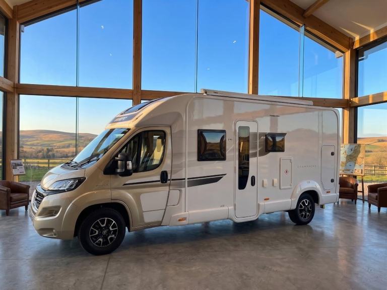 2018 Swift Champagne 695 2.0 Diesel 128bhp 6 Berth
