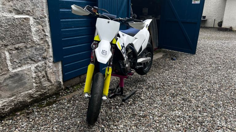 2019 Husqvarna 450 FS Supermoto