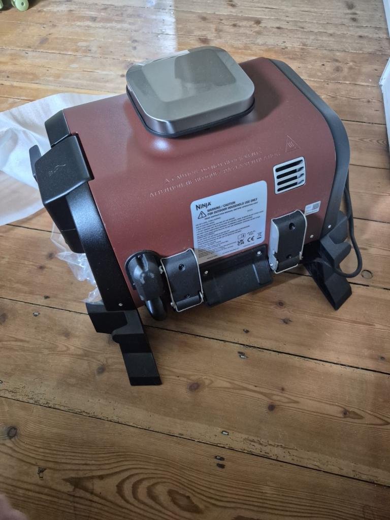 NEW Ninja Woodfire Electric BBQ Grill & Smoker OG701UK Outdoor Oven