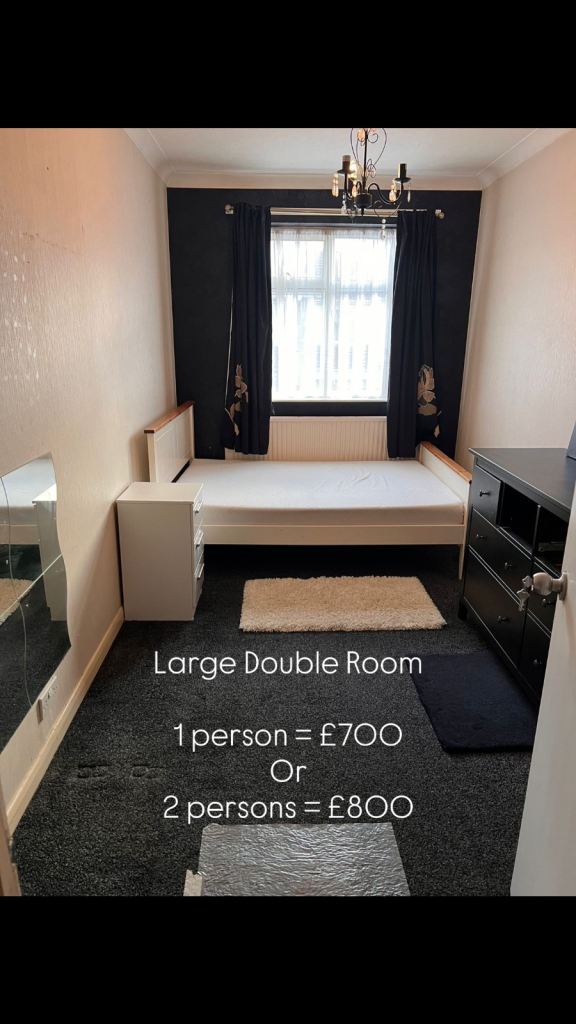 1 x Double Room in Shared House - Southall 