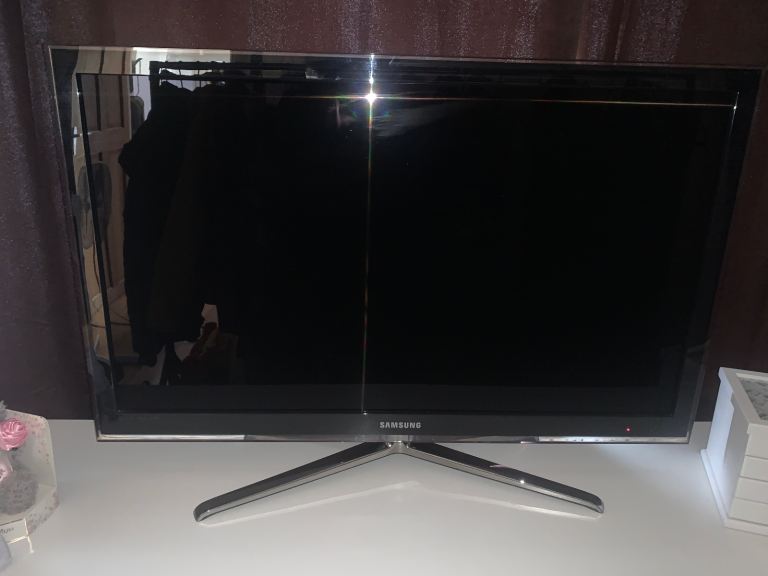 Samsung 40” TV