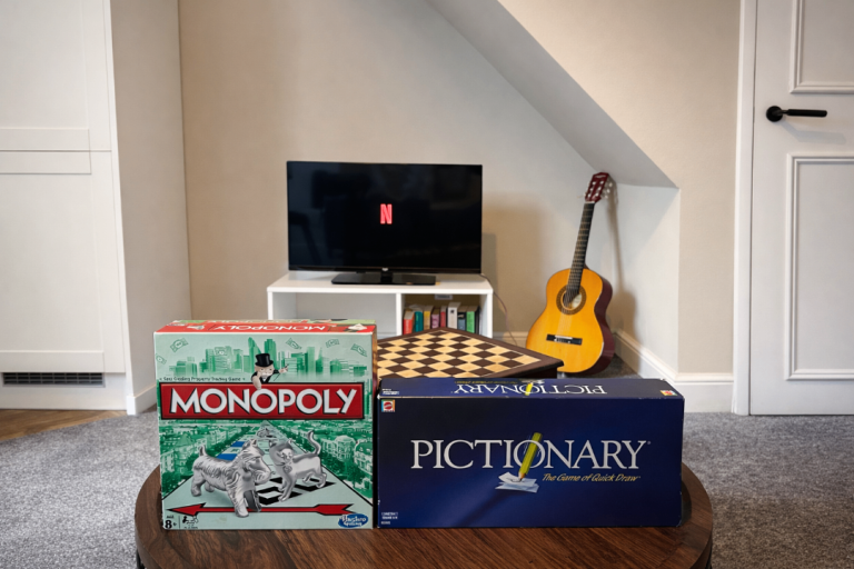 New & Spacious private 3 bed!