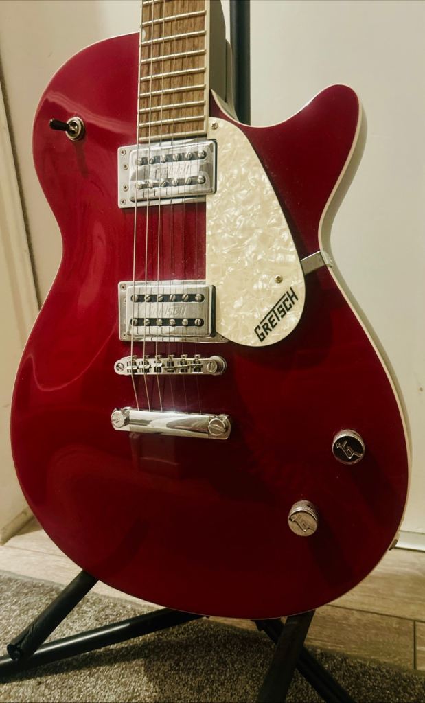 Gretsch G5421 Electromatic Jet Club Firebird Red mint. 