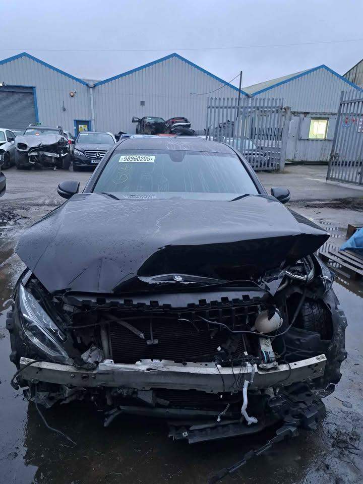 MERCEDES BENZ C CLASS C250D AMG W205 S205 PRE LCI BREAKING PARTS SUSPENSION DOOR MIRROR HEAD UNIT