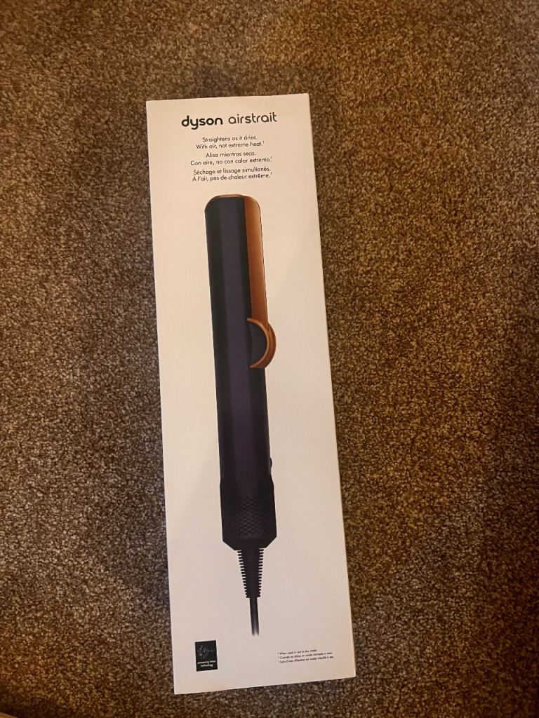 Dyson Airstrait 