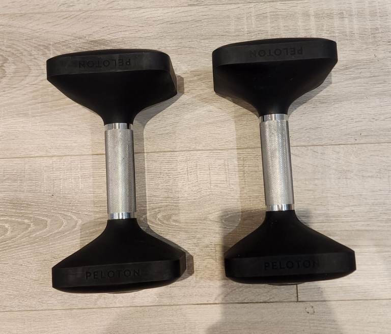 Brand new peloton dumbbells 2x 9.1kg RRP £100