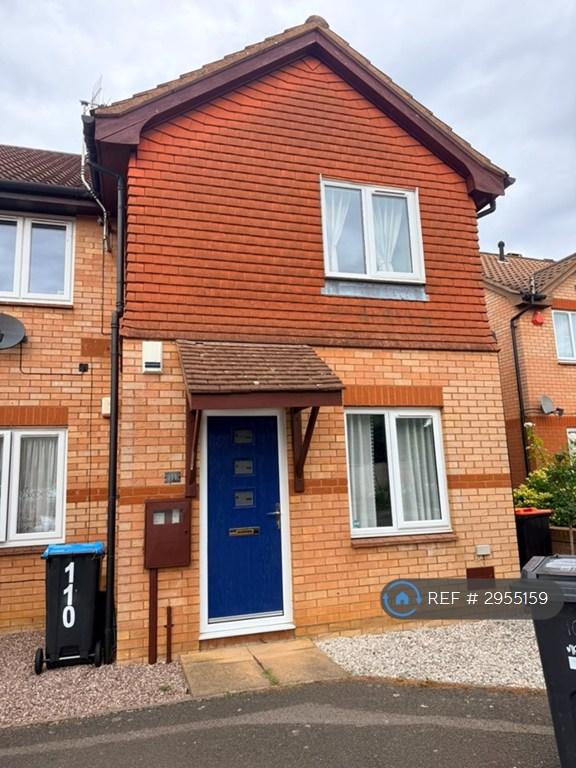 2 bedroom house in Pettingrew Close, Milton Keynes, MK7 (2 bed) (#2955159)