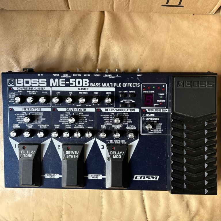 BOSS ME-50B Bass Multiple Effects Pedal – Good Condition