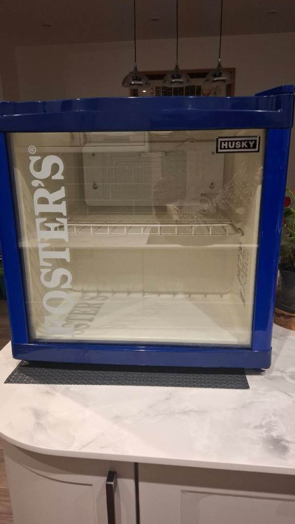 Mini Fridge - Fosters