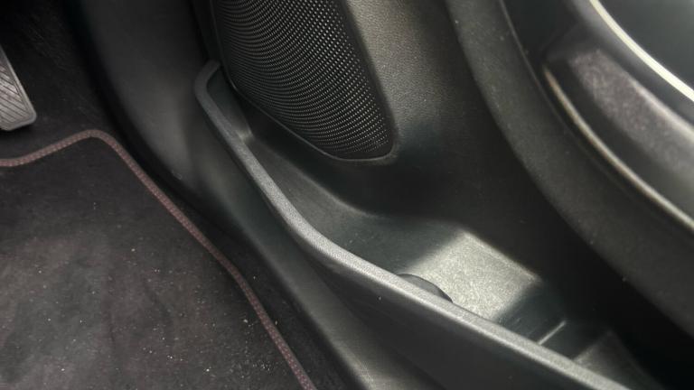 2024 Ford Puma 1.0 EcoBoost Hybrid mHEV ST-Line 5dr DCT Petrol Hatchback Hatchback Petrol Automatic