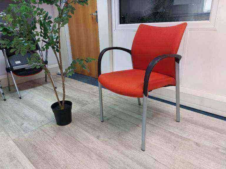 Used Senator Meeting Chair Fabric Red Stackable £85 each Croydon, London