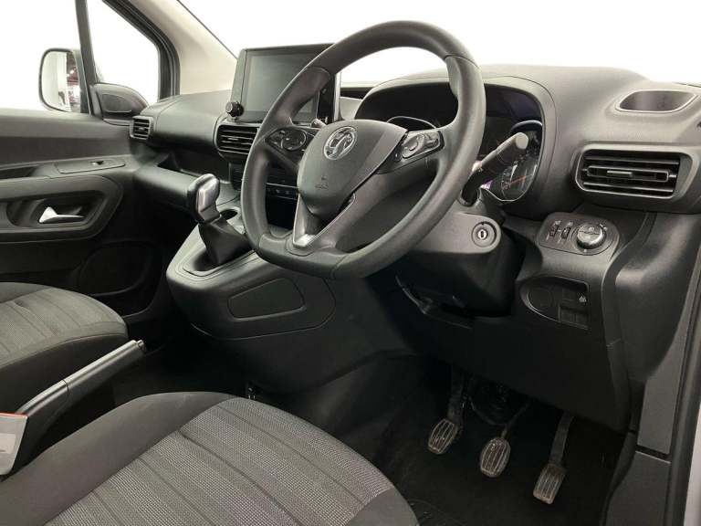 2020 Vauxhall Combo Life 1.5 Turbo D Energy XL 5dr [7 seat] Estate DIESEL Manual