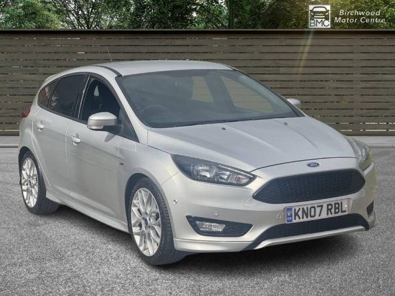 2017 Ford Focus 1.0T EcoBoost ST-Line Hatchback 5dr Petrol Manual Euro 6 (s/s) (125 ps) Hatchback...