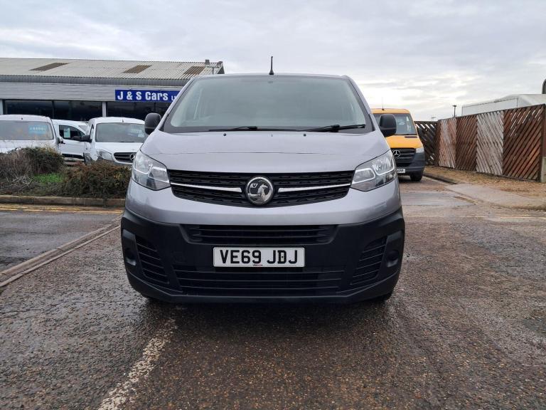 2019 Vauxhall Vivaro 1.5 Turbo D 2900 Edition L2 H1 Euro 6 (s/s) 5dr PANEL VAN Diesel Manual