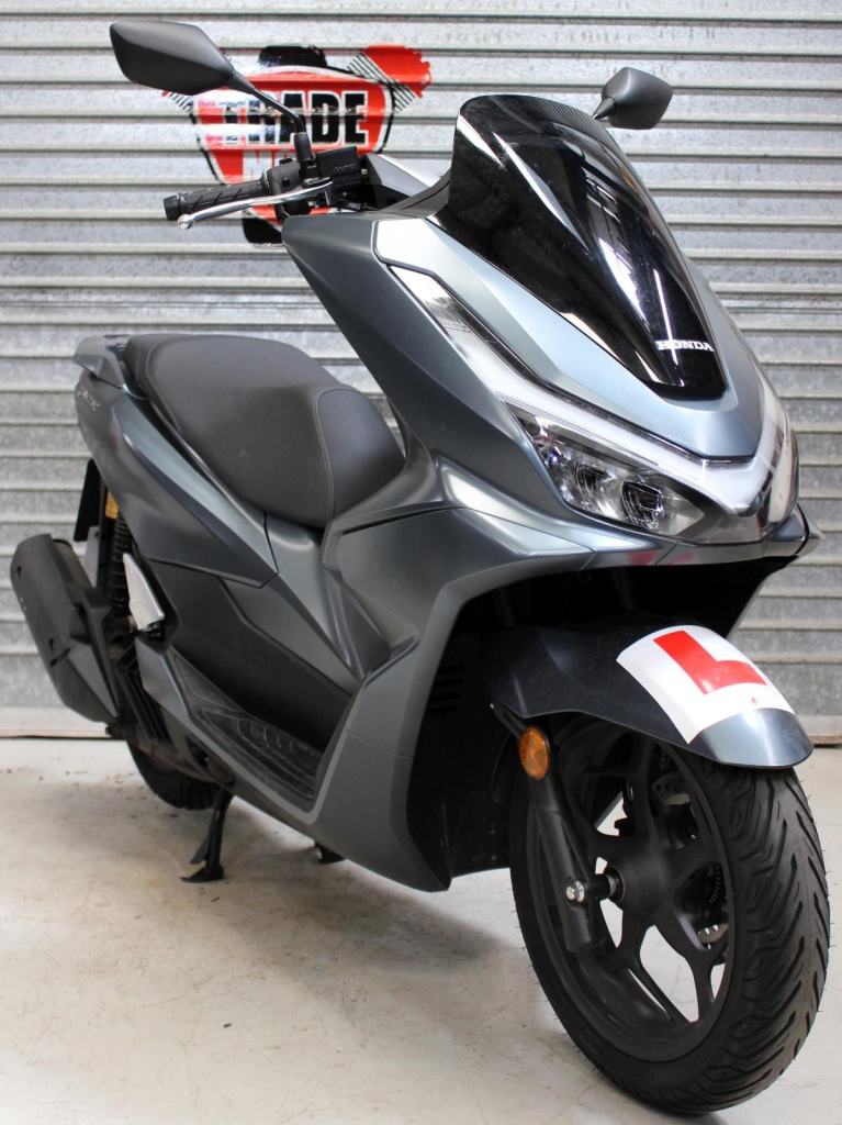 2026 26 HONDA PCX WW 125 S-S PCX125 ABS ONLY 622 MILES TRADE SALE GREY NEW MOT