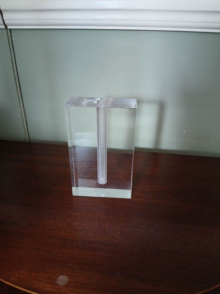 Block Art Deco style Vase