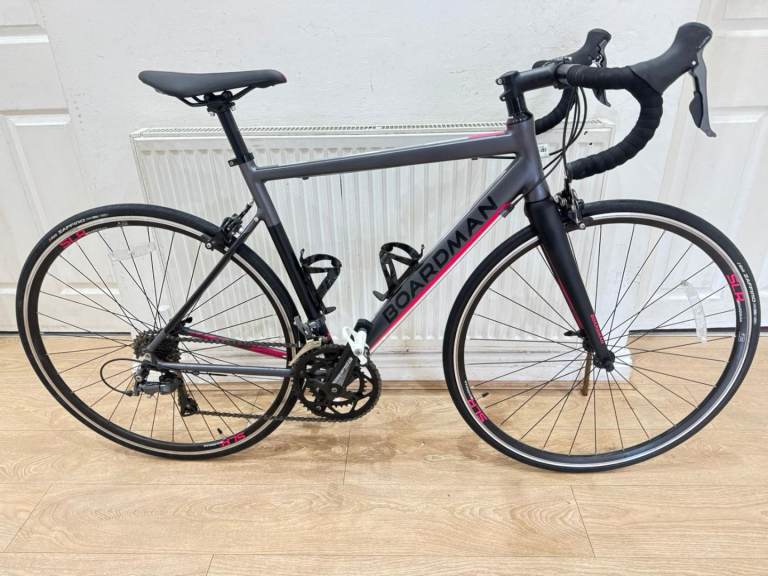 Boardman slr 8.6 road bike in immaculate condition all fully working 