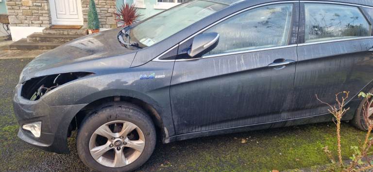 Hyundai i40 For Parts 