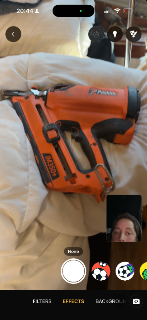 Big nidle gun 