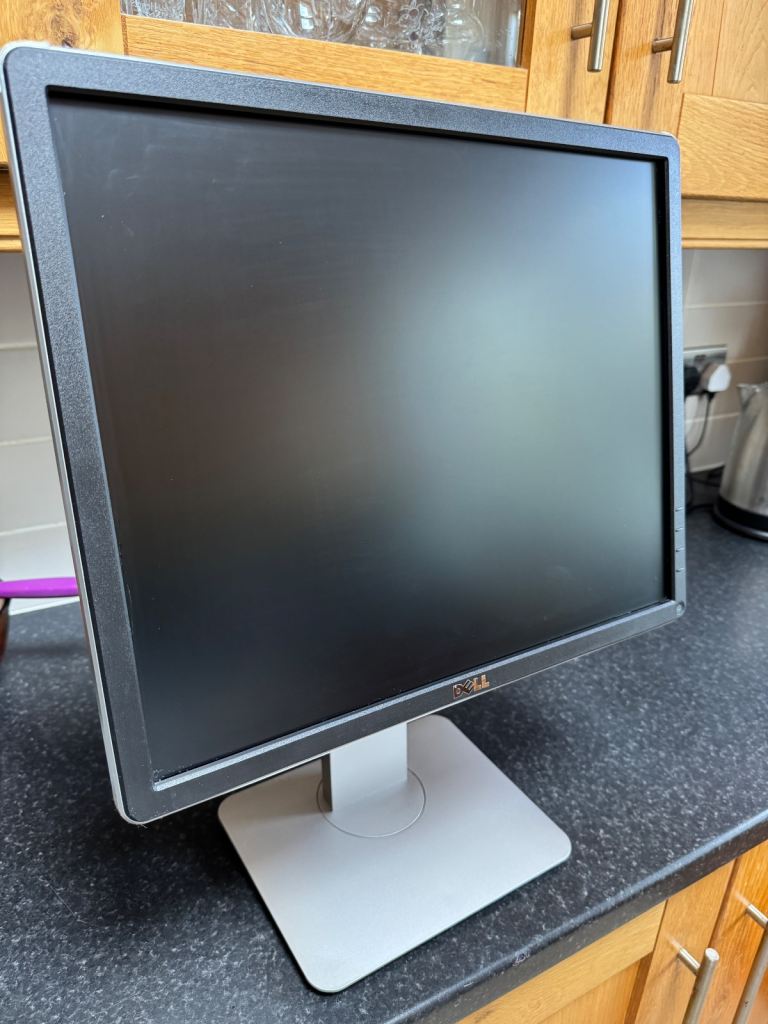 Dell flat panel monitor