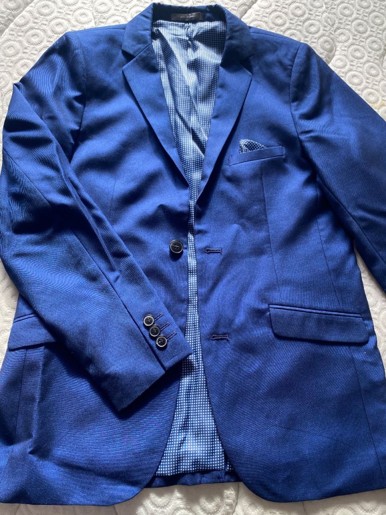 Boys blue suit 12-13 years