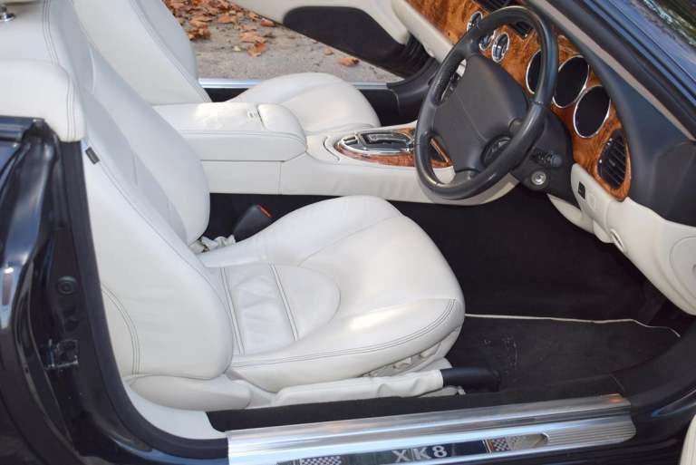 2005 Jaguar XK8 4.2 2dr Auto CONVERTIBLE PETROL Automatic