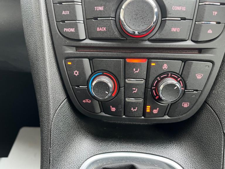 2015 Vauxhall Meriva 1.4i 16V Tech Line 5dr MPV Petrol Manual