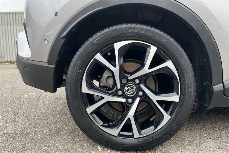 2017 Toyota C-HR 1.8 HYBRID DYNAMIC 5DR CVT Hatchback Hybrid Automatic