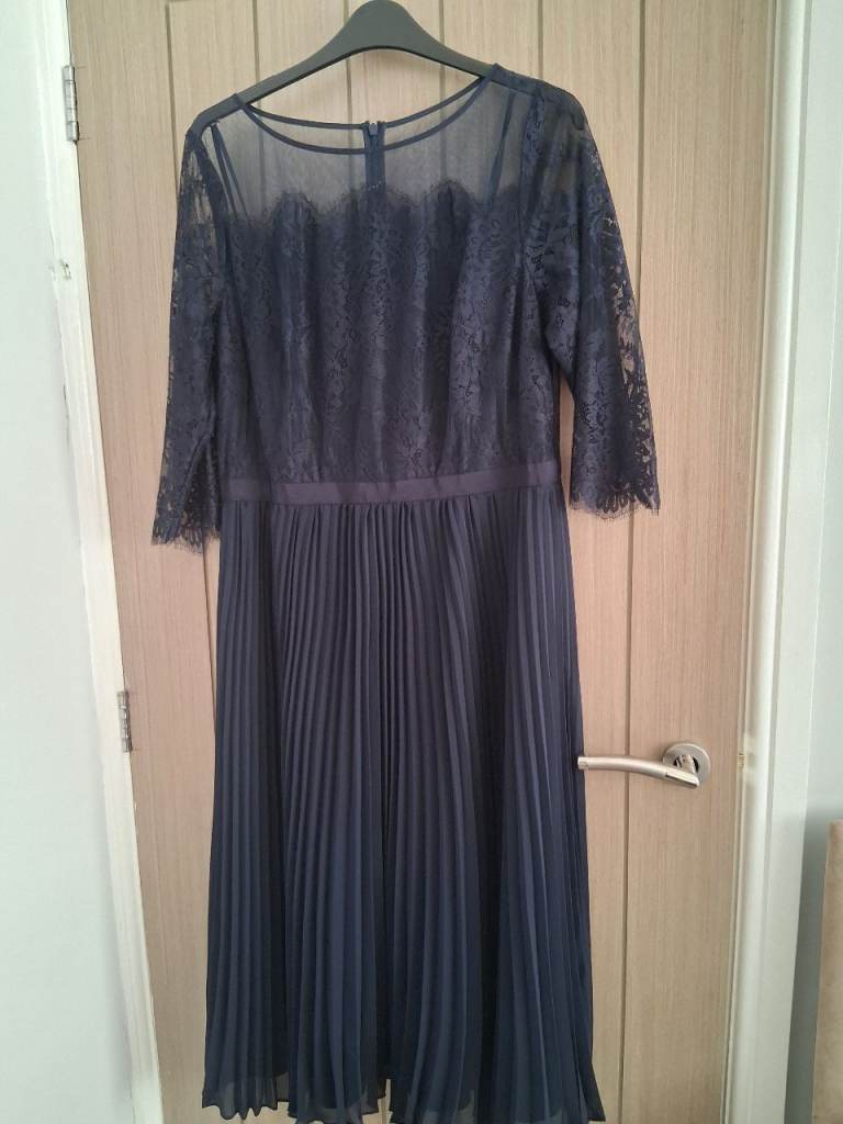 Jenny Packham dress