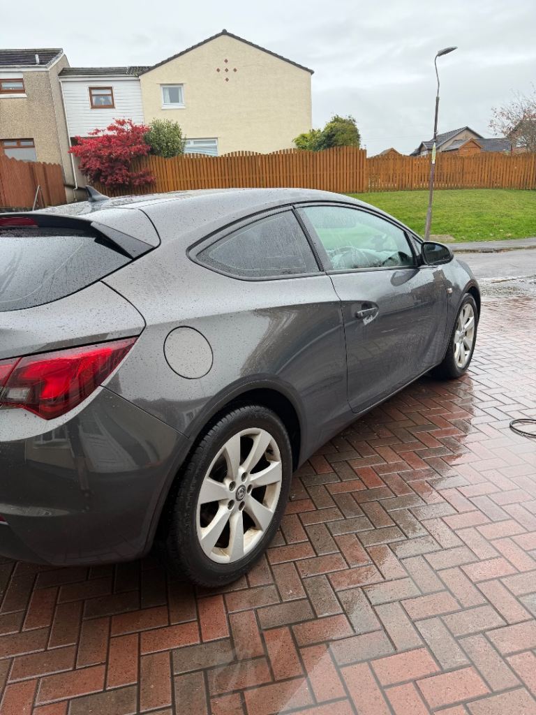 Vauxhall, ASTRA GTC, Hatchback, 2012, Manual, 1956 (cc), 3 doors