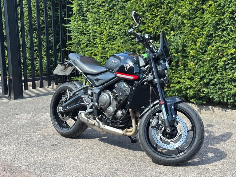 2024 TRIUMPH TRIDENT 660 - FSH - 1 OWNER