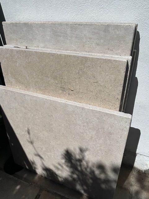 6 x 'Dijon Blend' tumbled limestone (garden patio) pavers (unused / lovely condition)