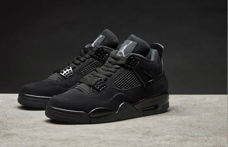 Air Jordan 4 Black Cat Size UK9