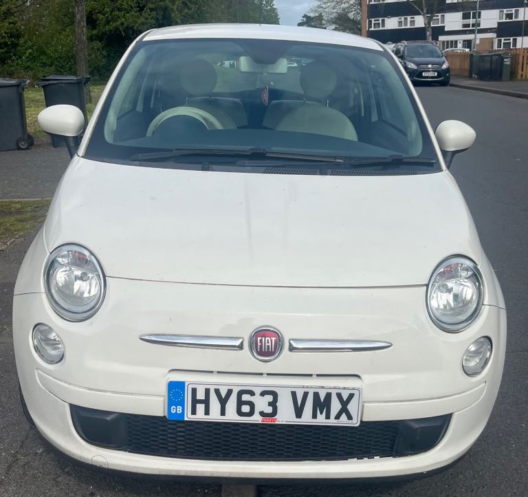 Fiat 500 2013 reg 1.2 very low miles cheap £1800