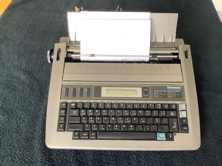 Vintage Panasonic Electronic Typewriter KX-R193