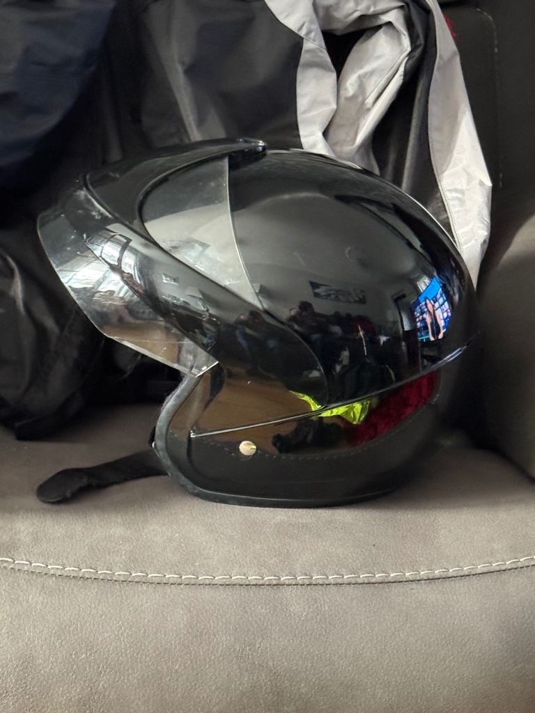 Black open open face helmet XL