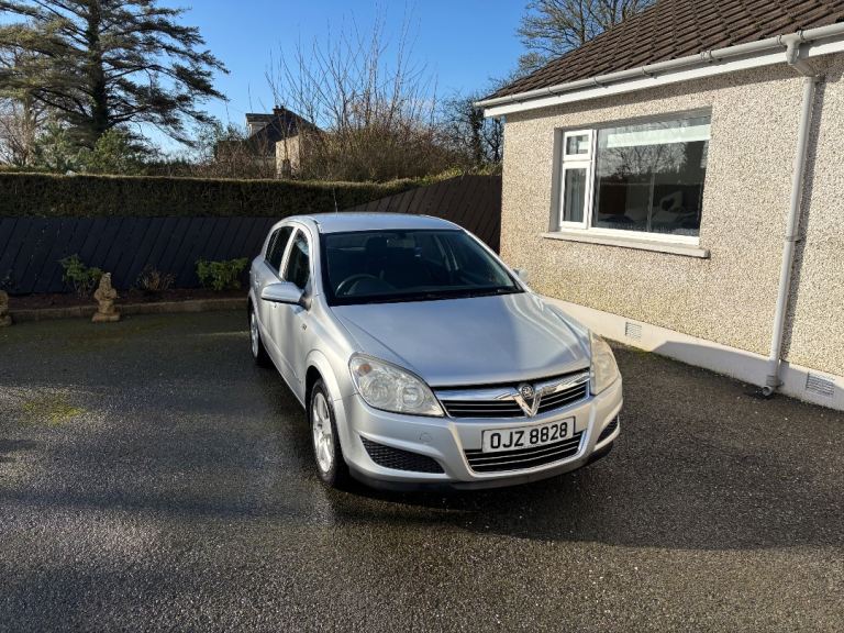 Vauxhall, ASTRA, Hatchback, 2009, Manual, 1598 (cc), 5 doors