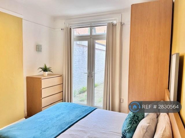 1 bedroom in Imperial Avenue, Leicester, LE3 (#2830564)