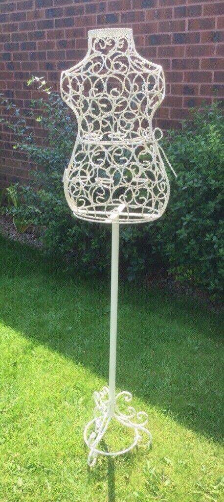 DECORATIVE ORNATE off white / CREAM METAL TAYLORS DUMMY mannequin STAND 